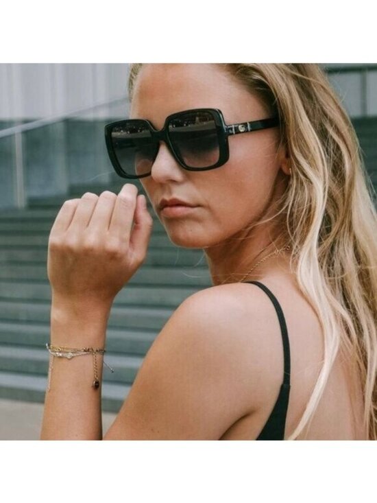 Gucci GG0632S 001 Sunglasses Black Square Frame, Grey Lenses main image 5